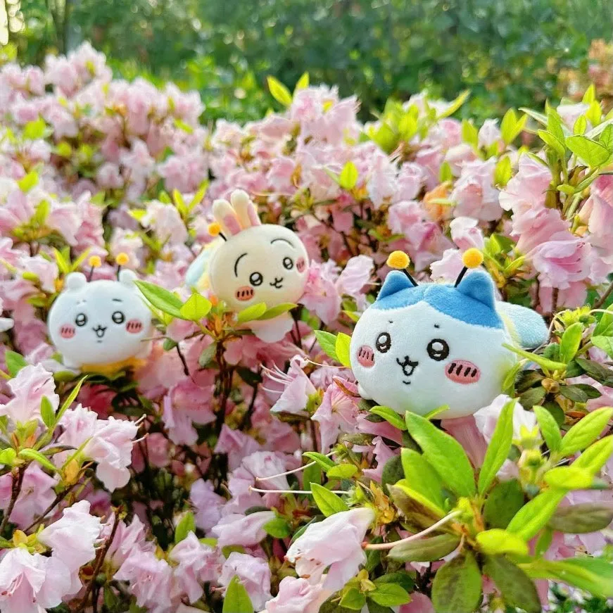 Japan ChiiKawa Spring Garden Series | Lovely Bee ChiiKawa Hachiware Usagi - Mini Plush Doll keychain