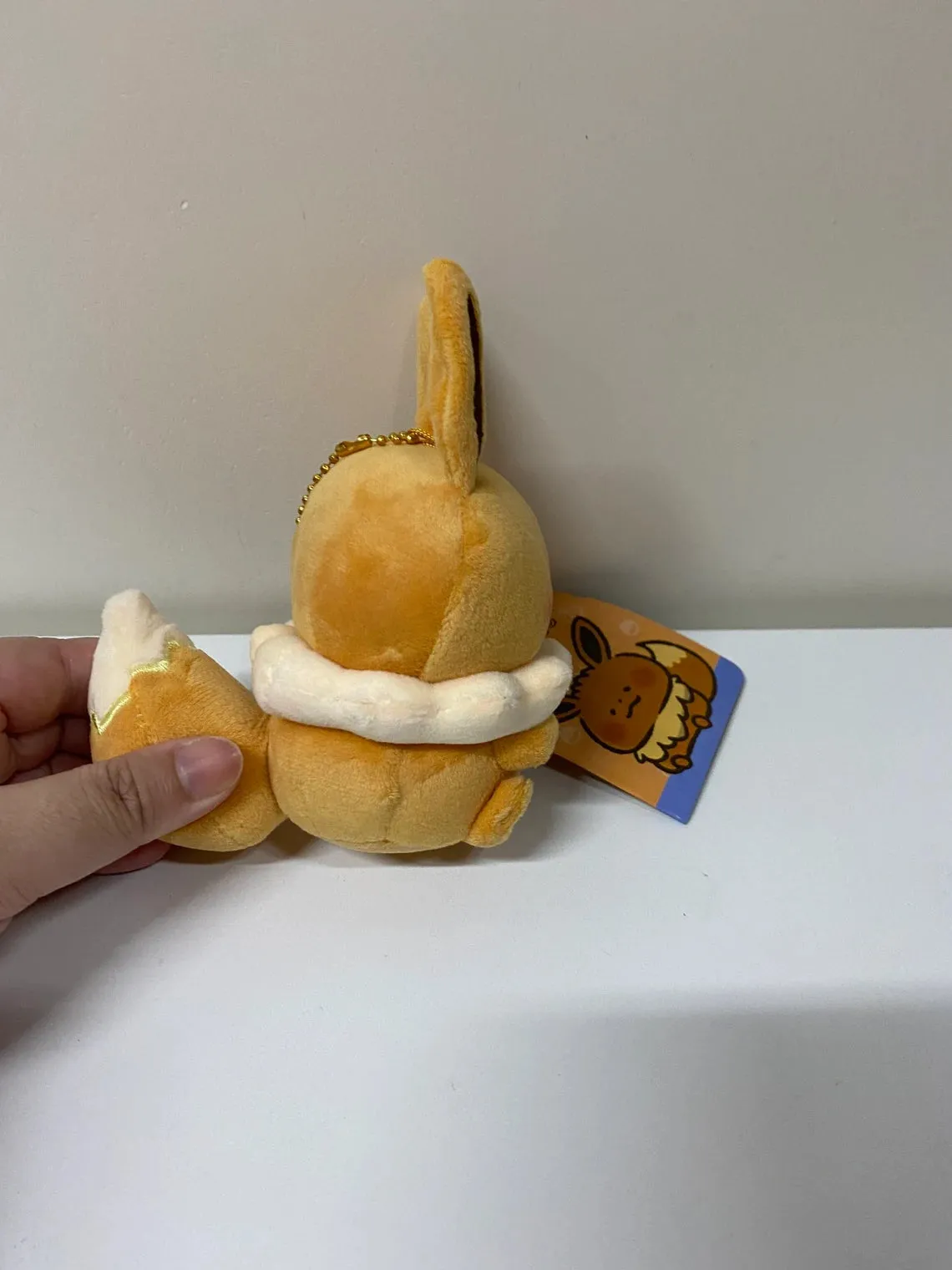 Pokemon Center Yurutto Small Eyes Eevee Mini Plush Doll Keychain