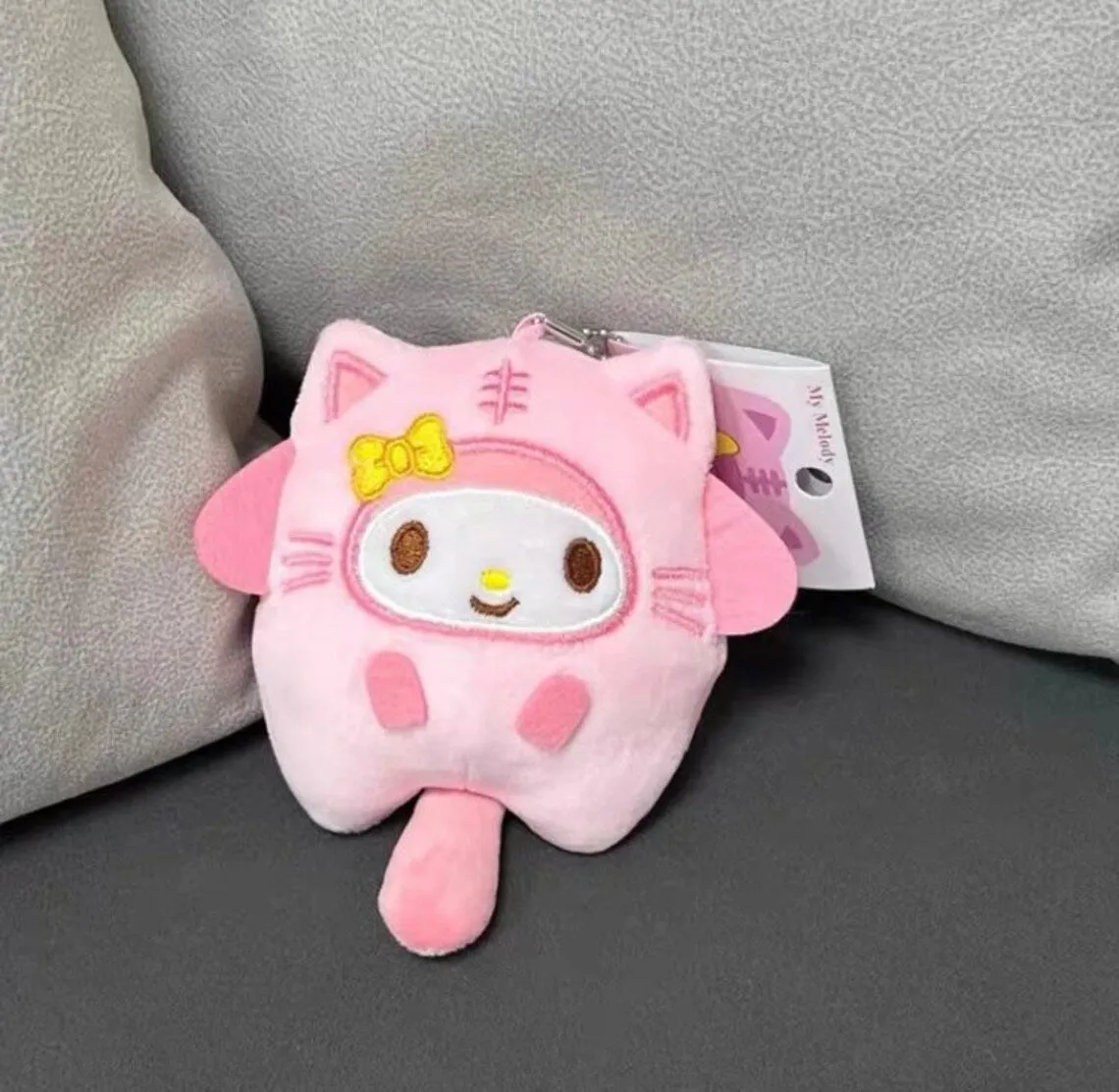 Sanrio Tiger Cat Neko Chan Hello Kitty My Melody Kuromi Cinnamoroll Pompompurin Pochacco Hangyodon Bad Badtz Maru Mini Plush Doll Keychain