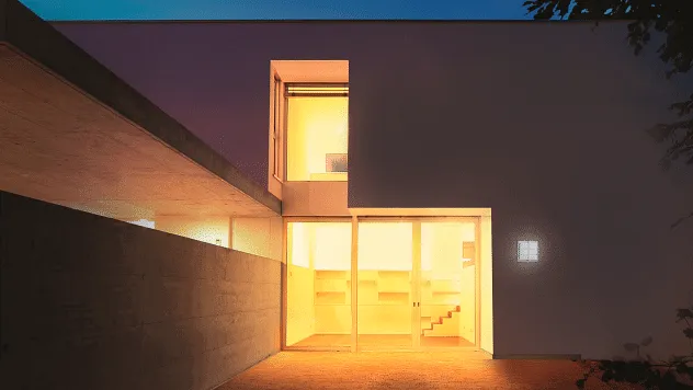 Steinel L 691 LED Outdoor Sensor Light – Durable, Impact-Resistant Lighting for Modern Exteriors